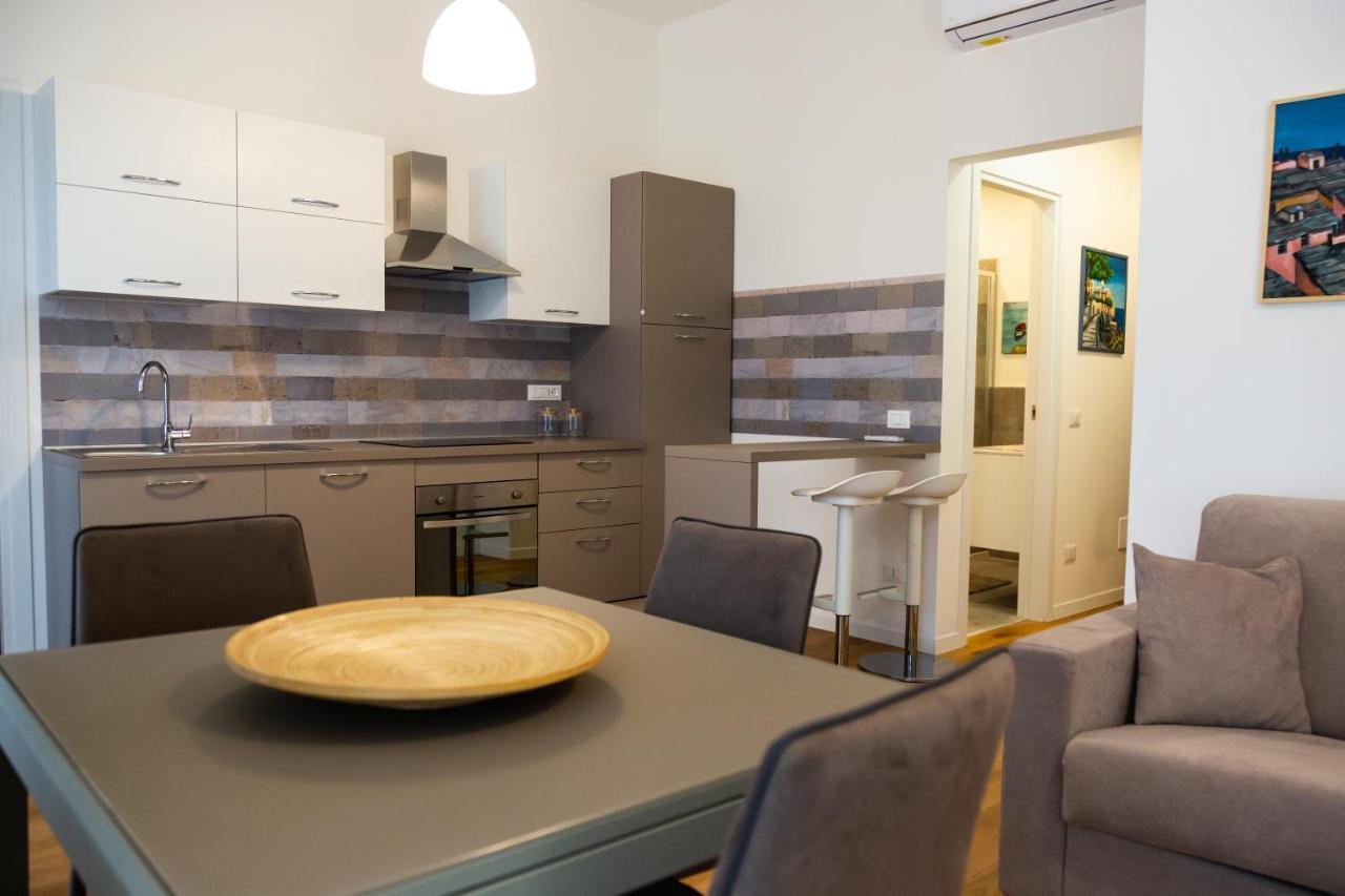 Appartamento Cristoforo Colombo Genua Exteriör bild